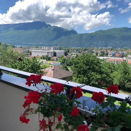 73m2 2 Parking Vue *